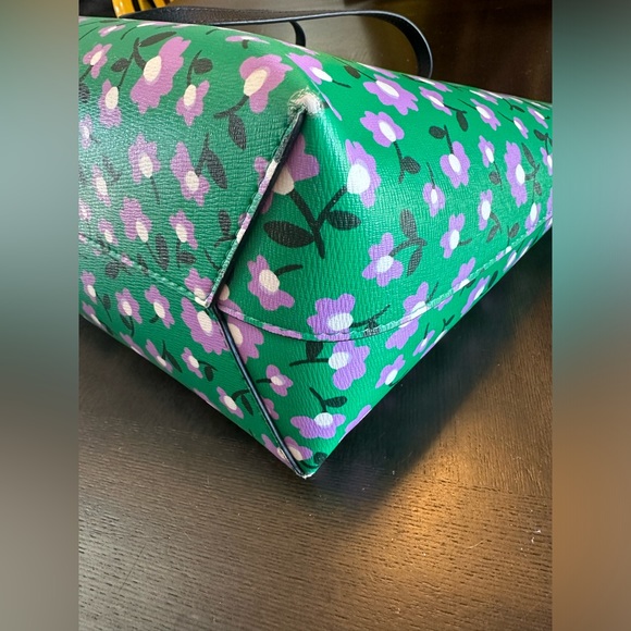 Kate Spade Floral Tote - Picture 4 of 7
